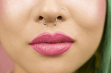 Your Complete Guide to Philtrum Jewelry - piercing-zone.com