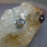 4 Prong-Set CZ Stone – 14K Gold Threadless End