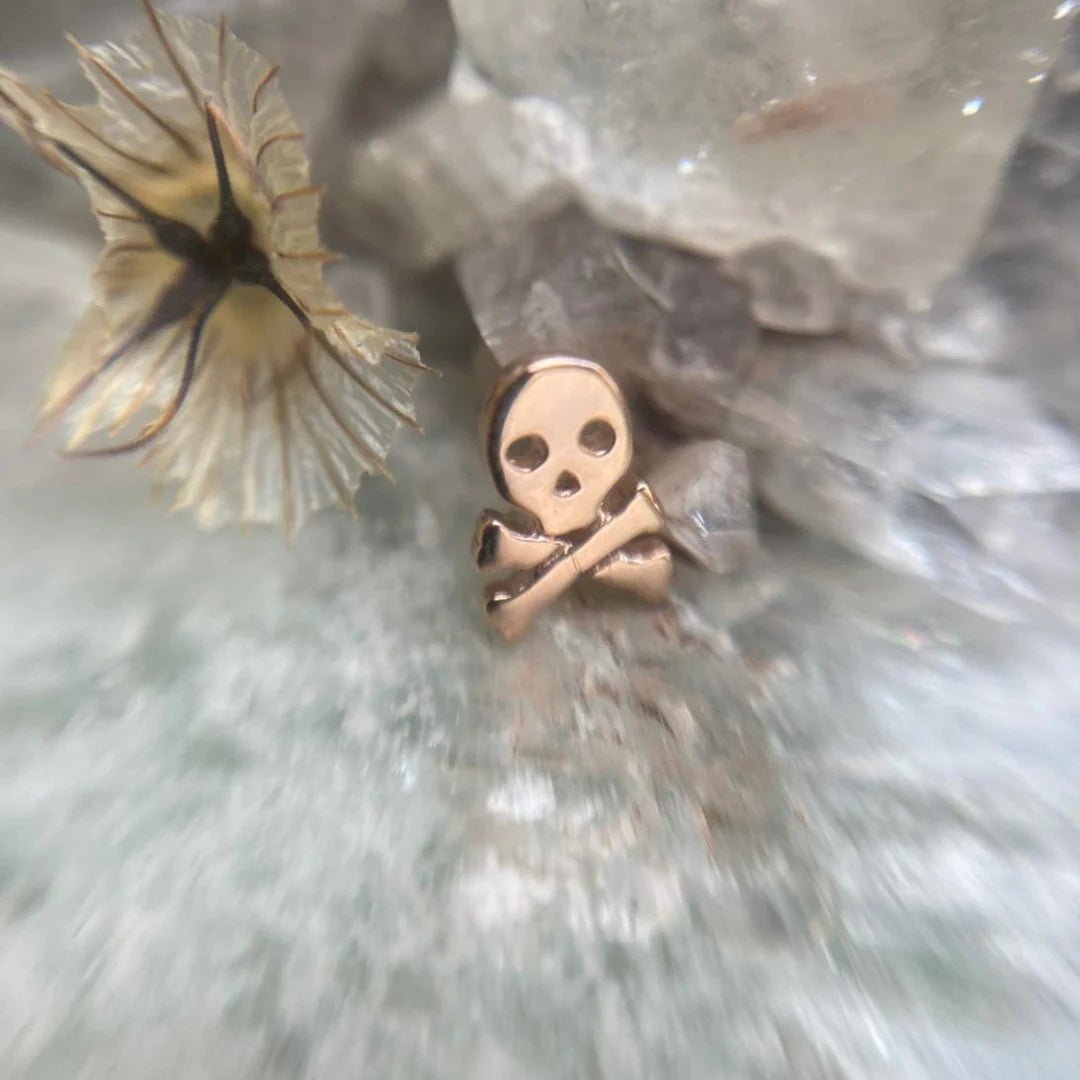14K GOLD SKULL CROSSBONE - THREADLESS END piercing-zone.com