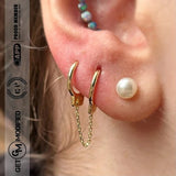 Close-Up of 8mm Clickers and Connecting 25mm Gold Chain