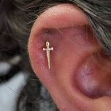 Looking Sharp 14K Gold Dagger Threadless End – Front View
