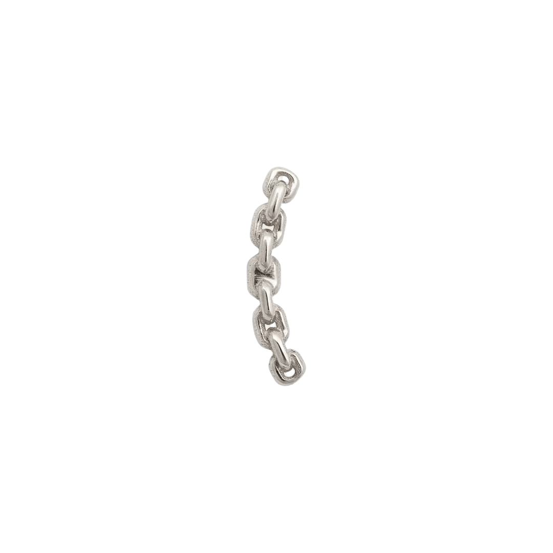 Sleek 11mm piercing pin with link motif