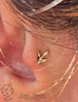 Ashe – Mini Leaf Sprig – 14K Gold Threadless End - piercing - zone.com