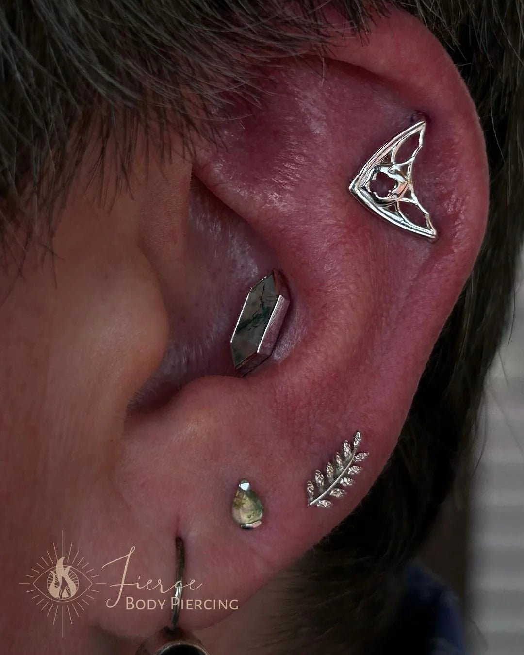 Willow 14K Gold Threadless End – Organic Beaded Curve