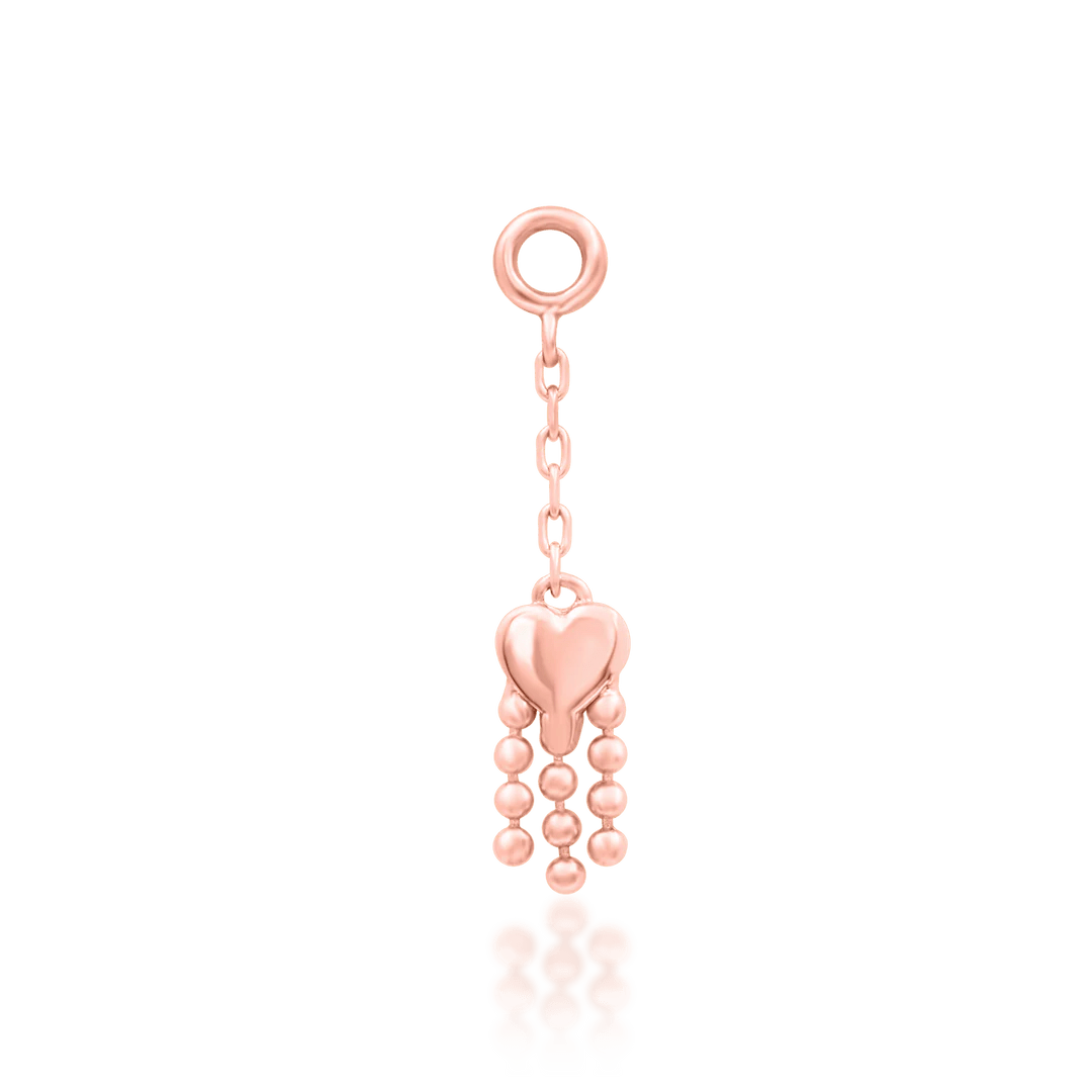 Side profile of Je T’aime in rose gold – fine chain fringe and heart top