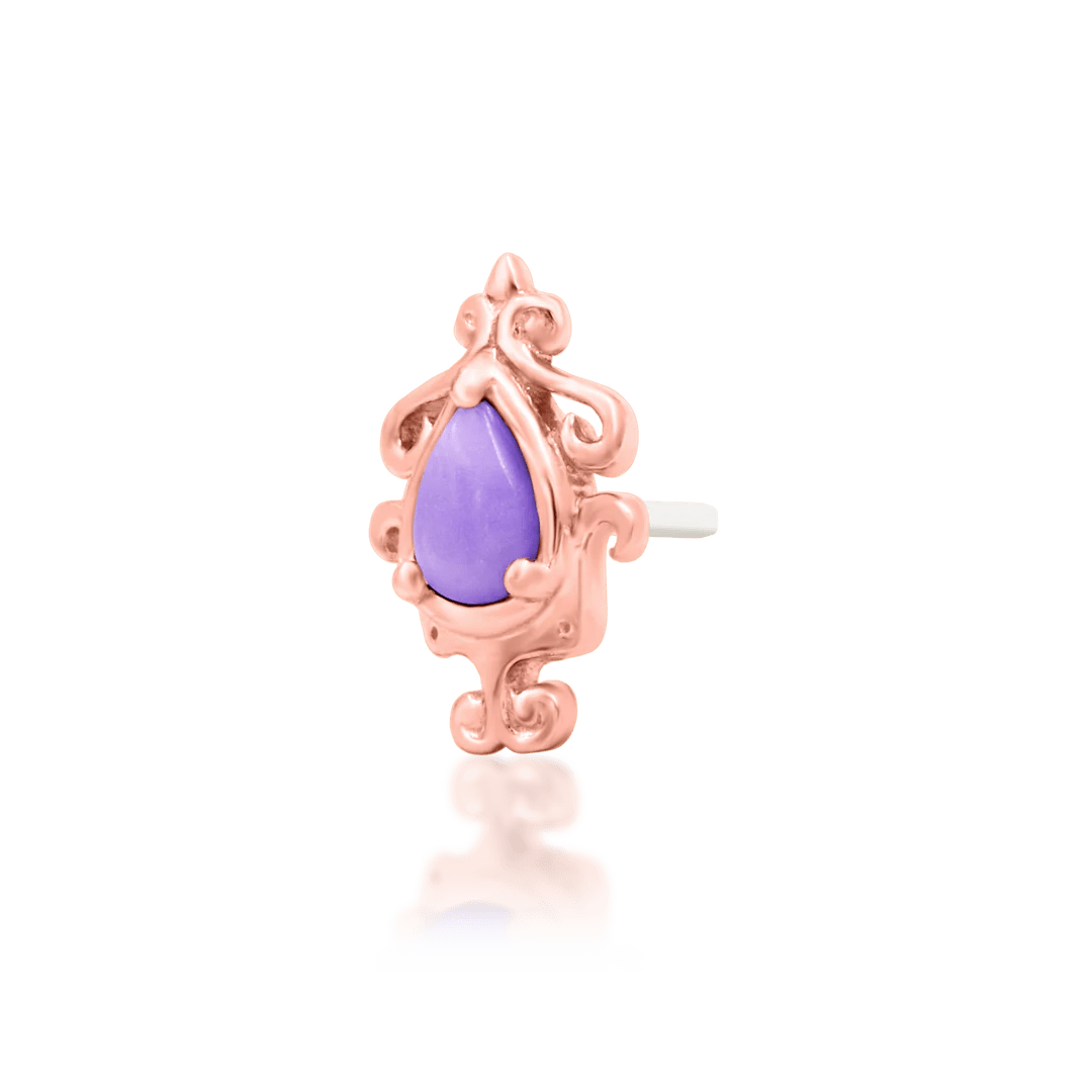 Side View of Savene in Flat Piercing – Intricate Detail