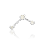 Front view of Asteria in white gold – minimalist starry design with linked stones