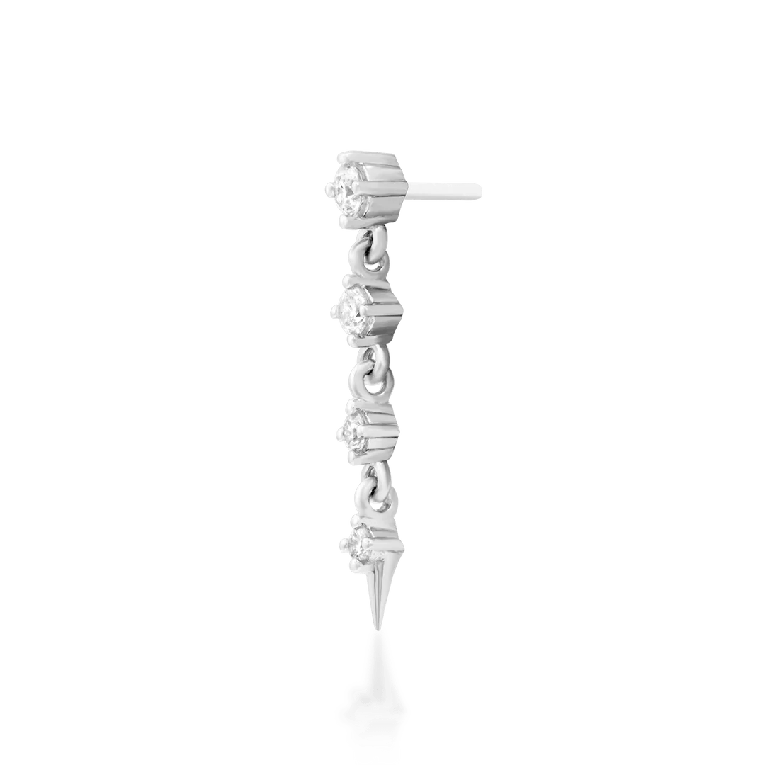 Macro image of Geraldine – close-up of spike and lab diamond chain detail