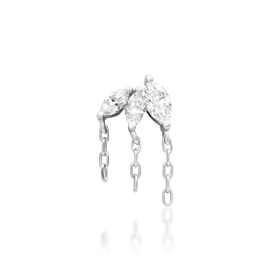 Close-up of Infamous in white gold – cascading lab-grown diamonds on chains