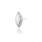 Macro image of Novie – polished 14k gold detail in oval form