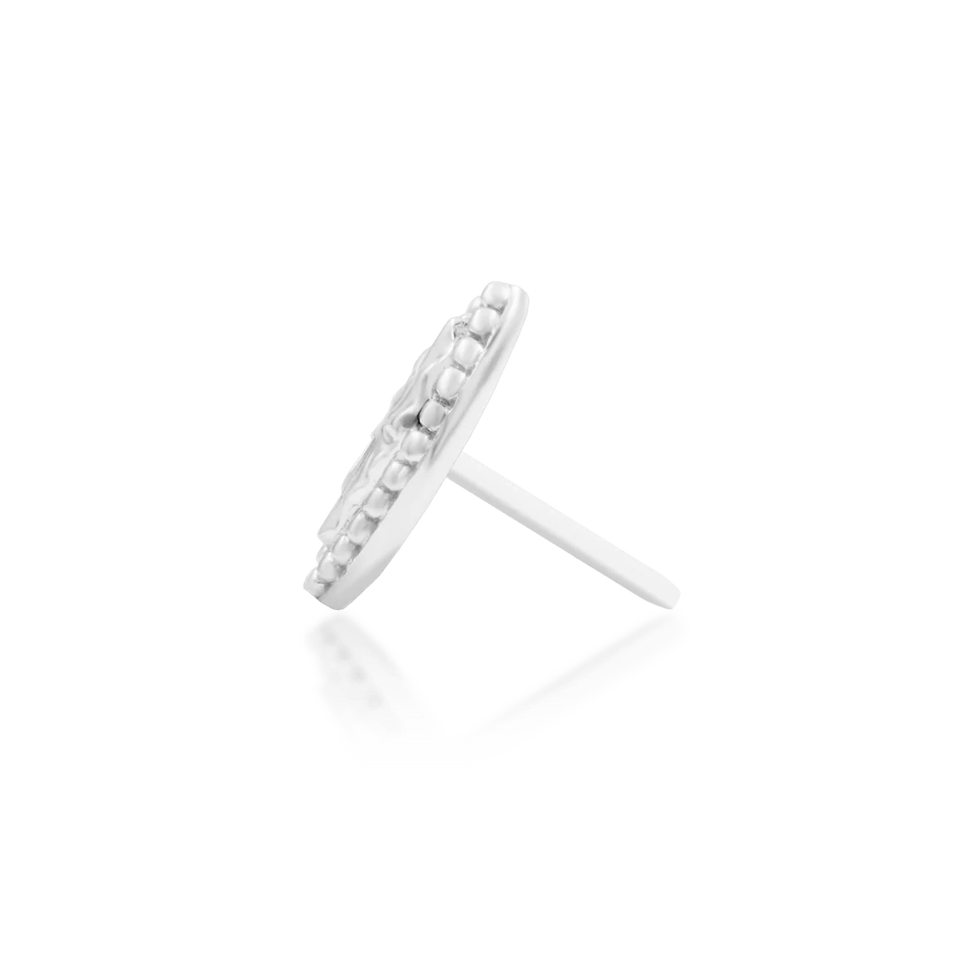 Side View of Novie Minimalist Oval in Tragus