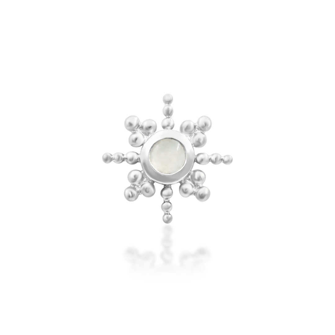 Top view of Ruth decorative end in white gold – elegant and balanced form