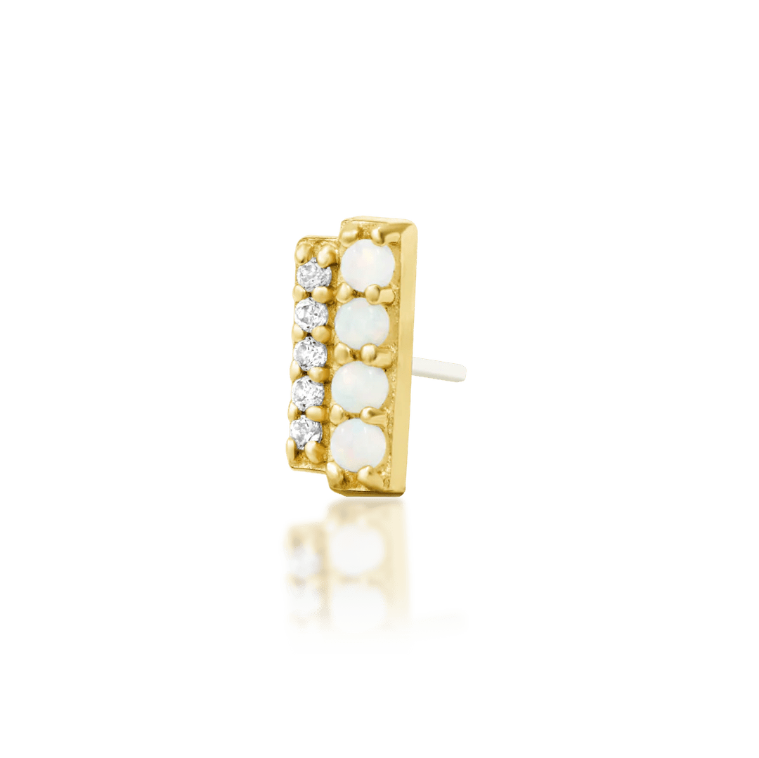Close-Up of Bartlett’s Radiant Cluster Design – Yellow Gold
