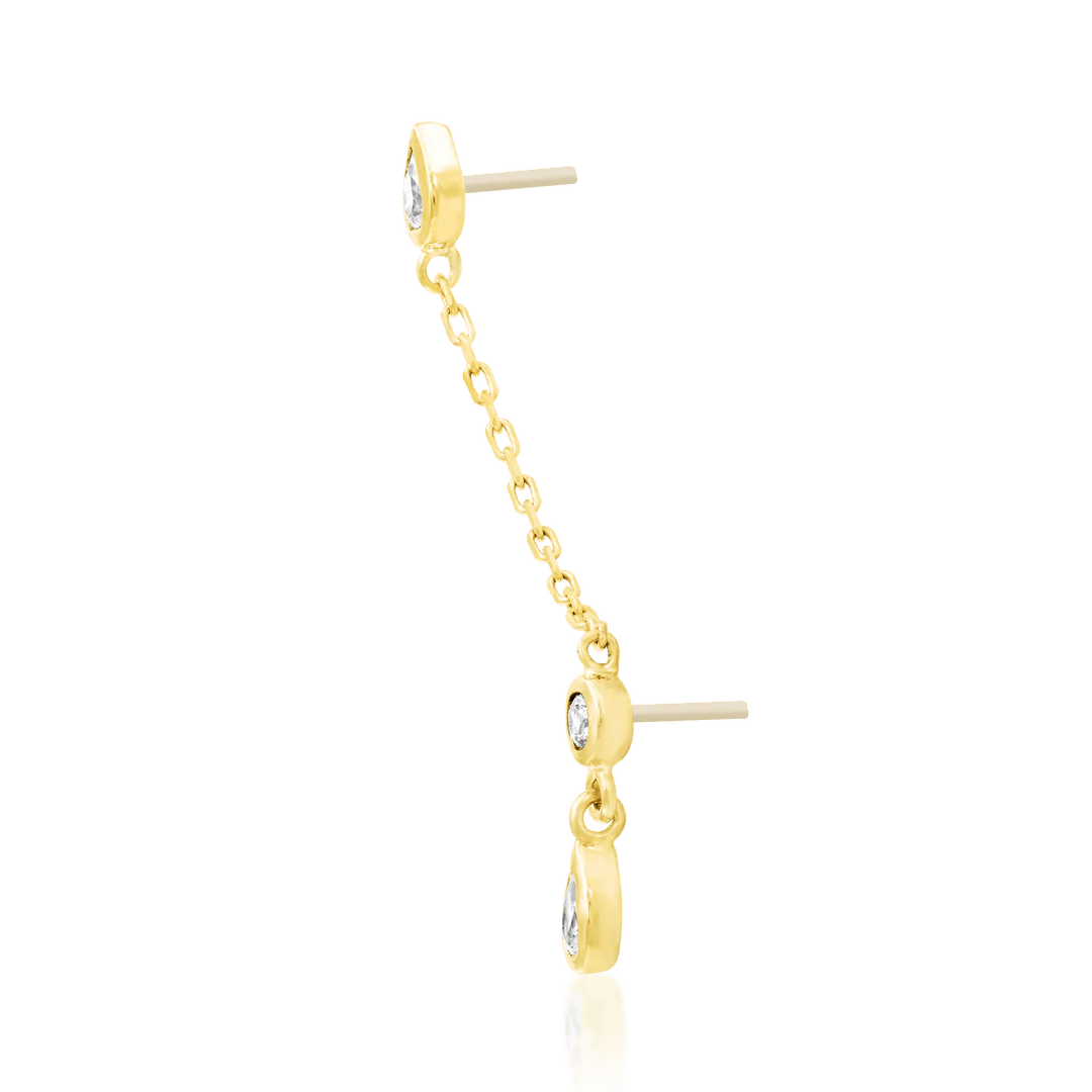 Close-Up of Pear-Cut and Round CZs with Chain Connector