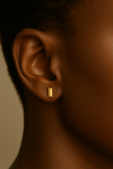 Pyramid Bar – 14K Gold Geometric Threadless End - piercing - zone.com