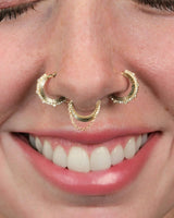 Republique – Draped Chain – 14K Gold Clicker Ring - piercing - zone.com