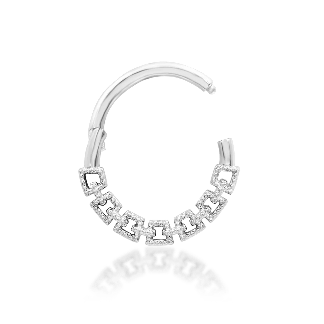 Sasha – Sculpted Teardrop – 14K Gold Threadless End - piercing - zone.com