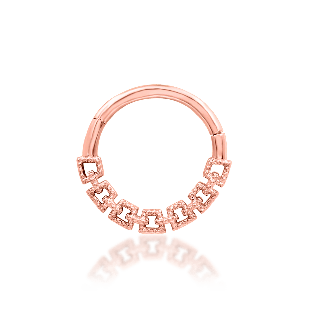 Sasha – Sculpted Teardrop – 14K Gold Threadless End - piercing - zone.com