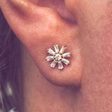 DELIAH BAGUETTE FLOWER - CZ - THREADLESS END piercing-zone.com