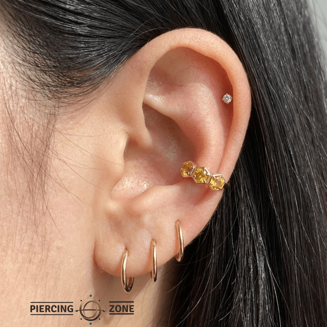 3 Gem Hexagon Seamless Ring – 14K Gold Triple - Stone Geometric Design - piercing - zone.com