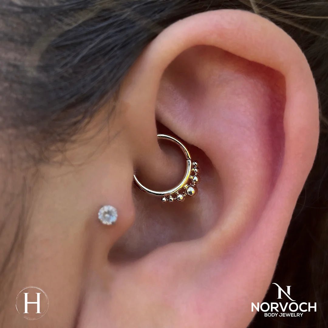 3211 Seamless Ring – 14K Gold Cup & Divot Design - piercing - zone.com