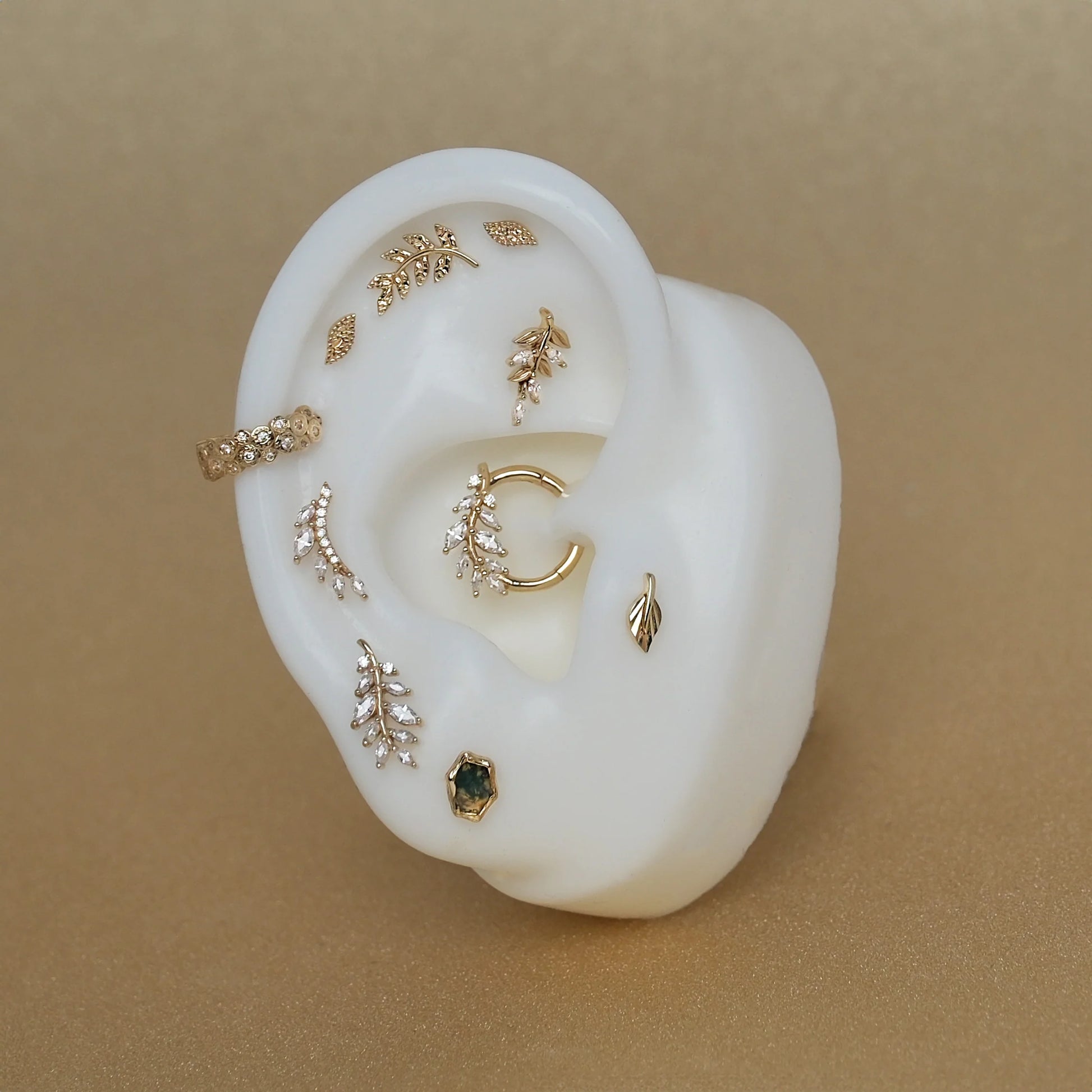 Jardin CZ Threadless End – 14K Gold Marquise Charm