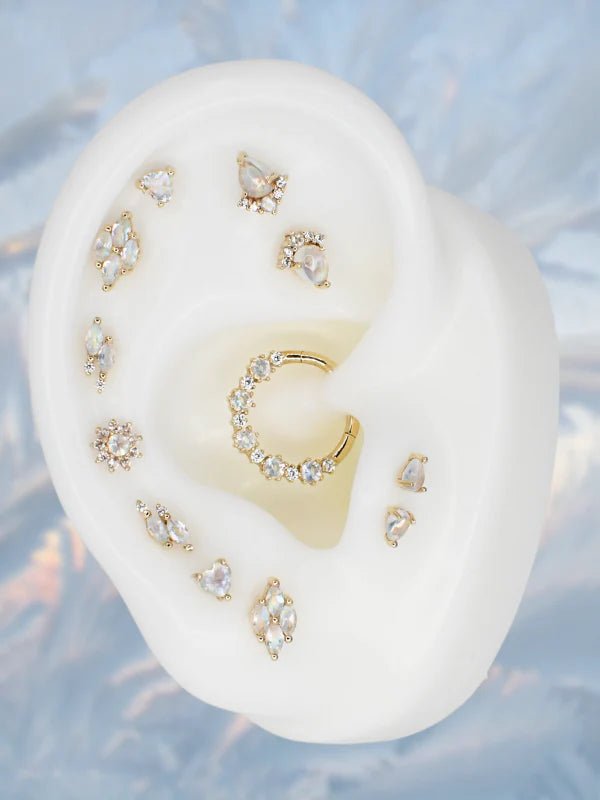 Eloise Flower – 14K Gold Moonstone & Sapphire Jewelry