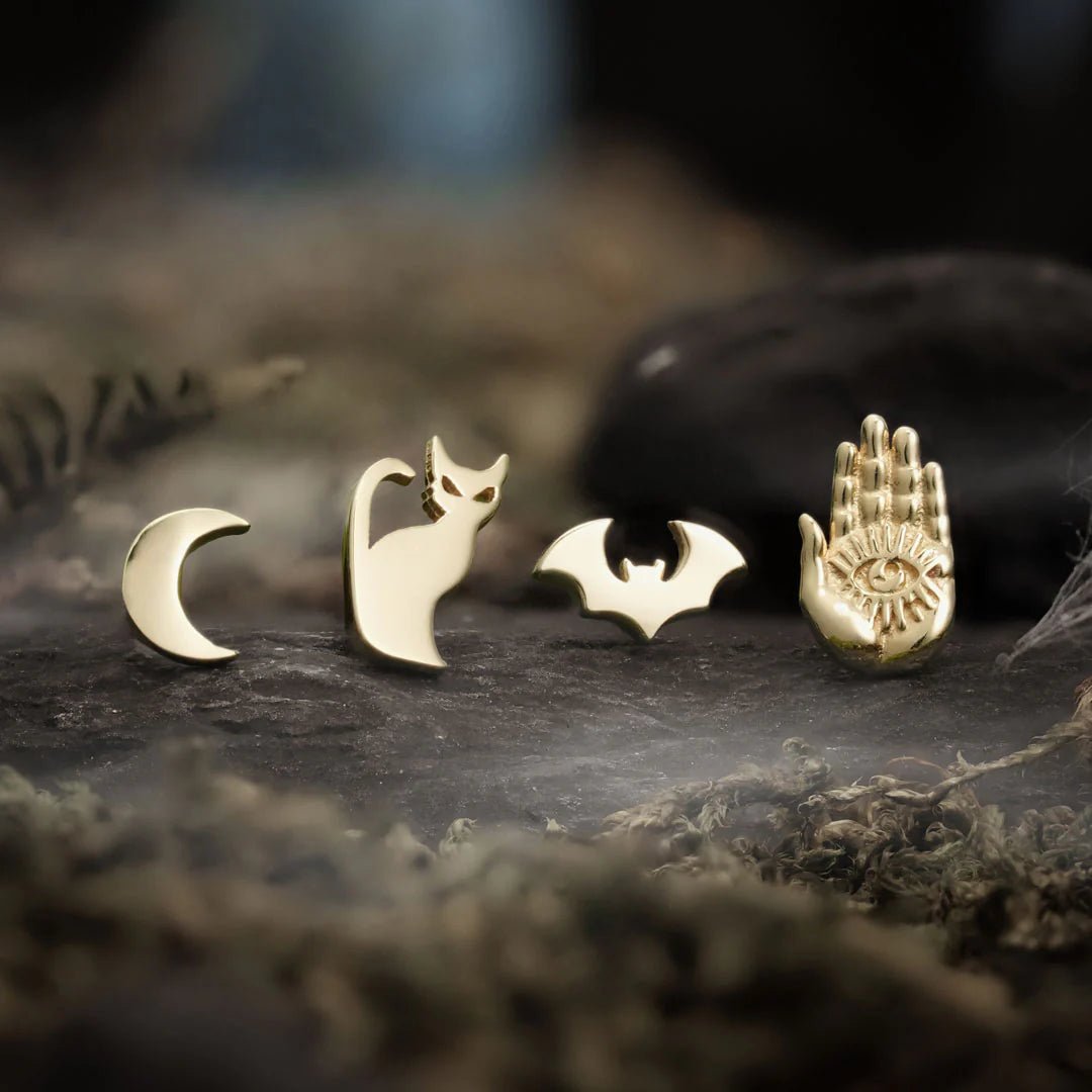 Foretold 14K Gold Threadless End – Palm with Eye Symbol Front View