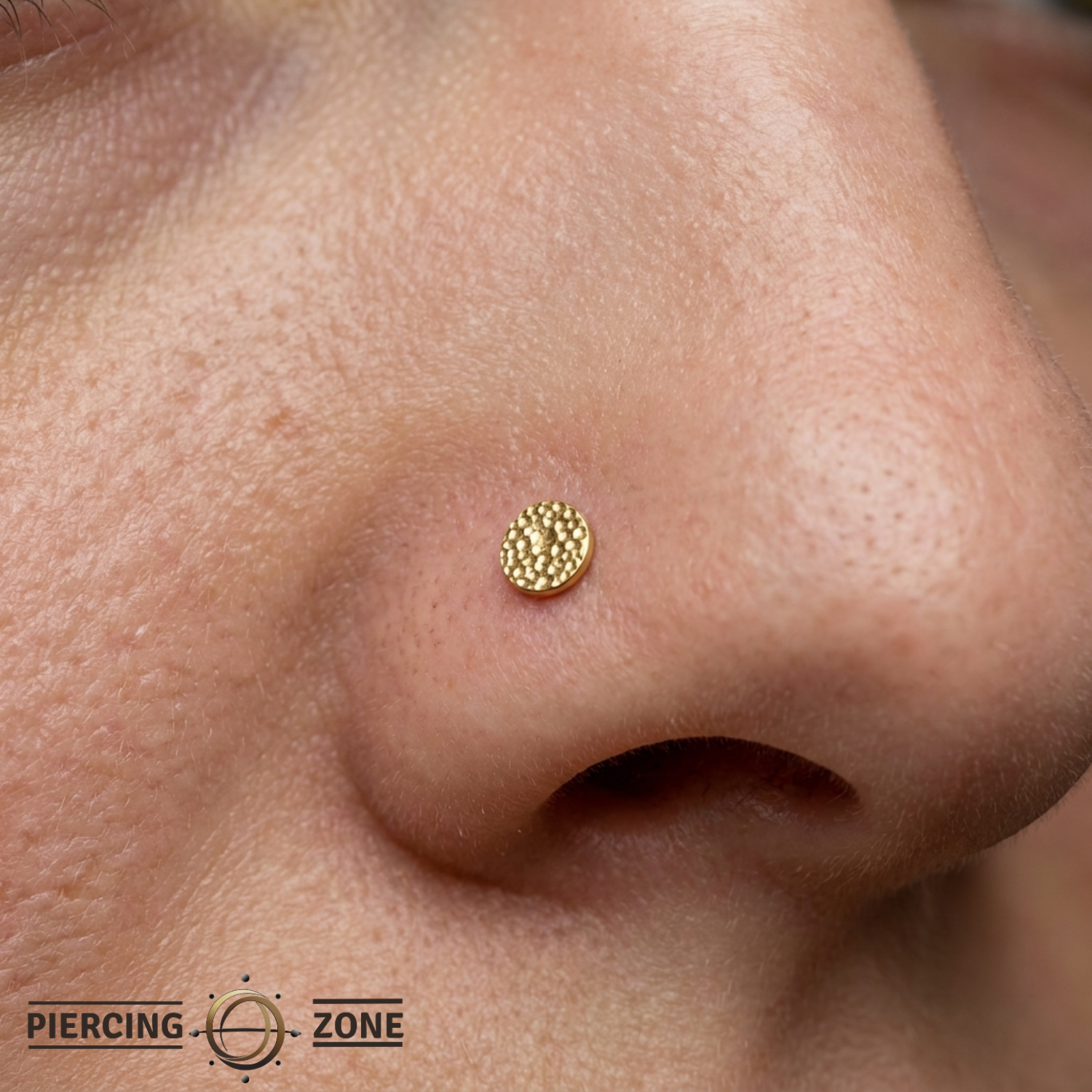 Hammered Disk - 18K Gold Threadless/Threaded End
