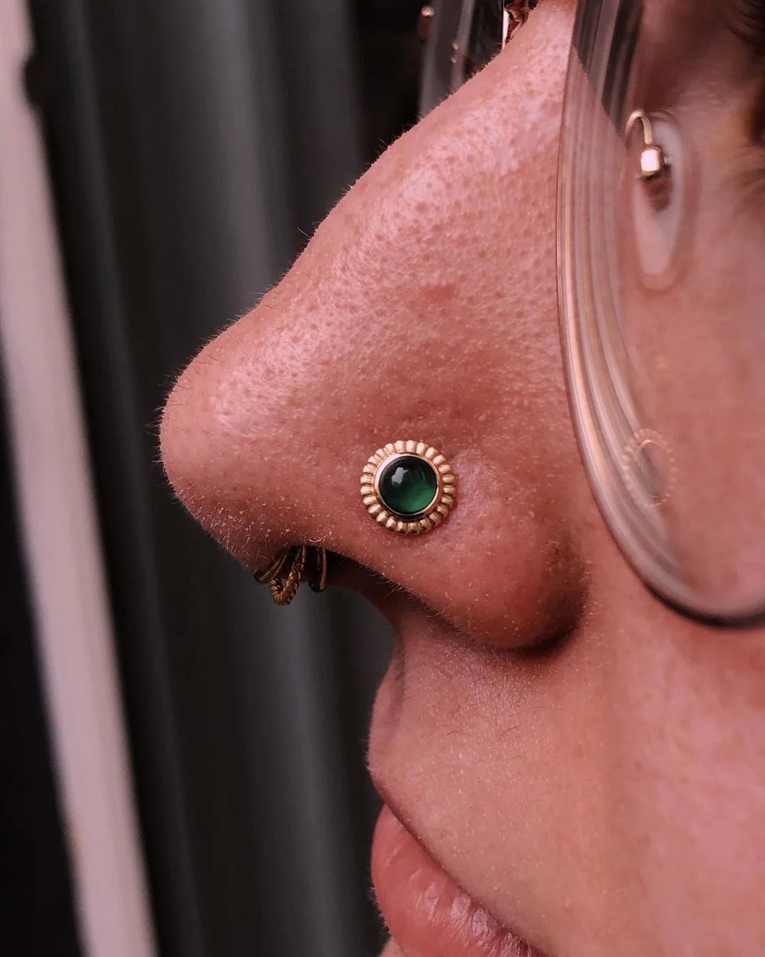 Valina II – 14K Gold & Chrysoprase Threadless End