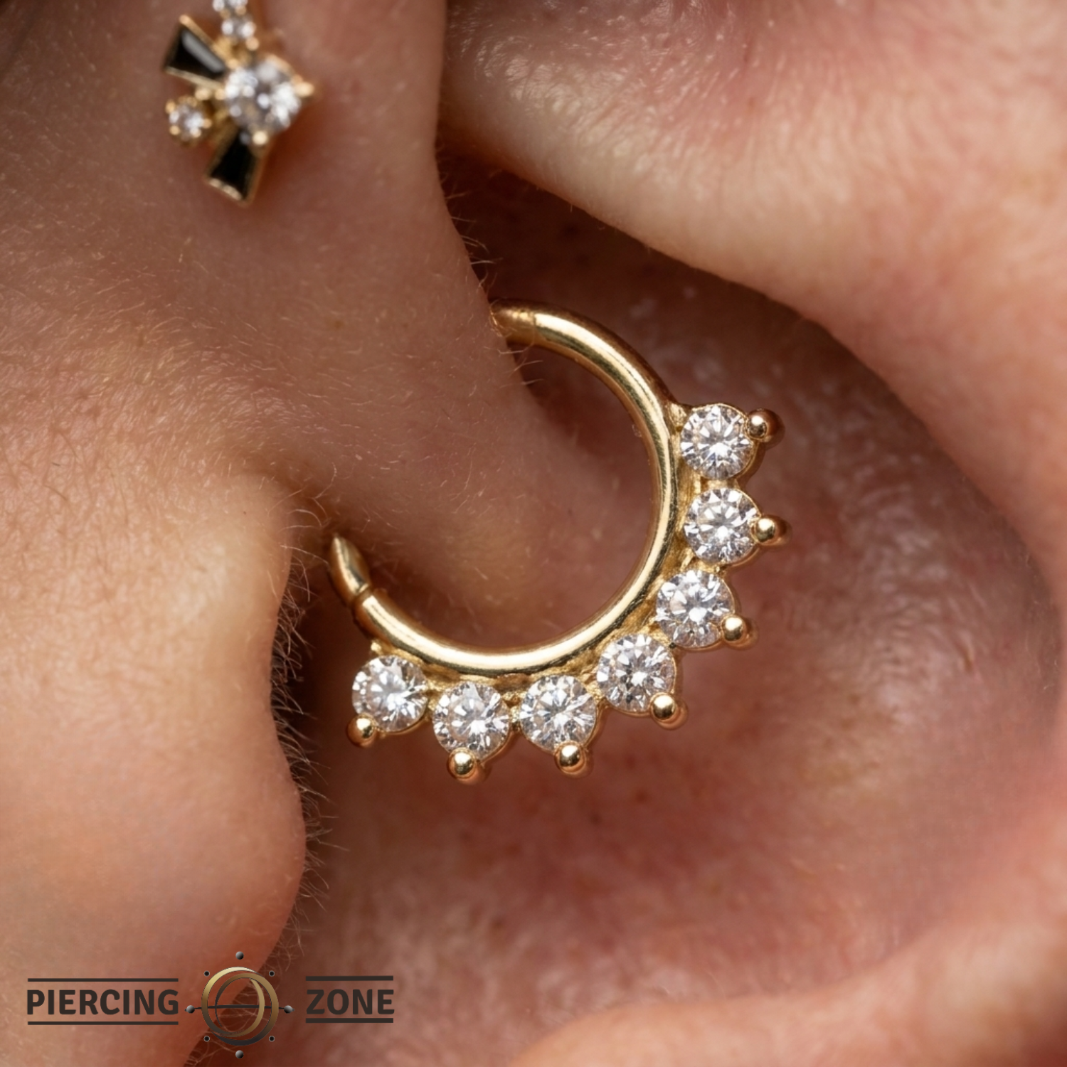 Hera Clicker - 18K Gold Gem Clicker Ring