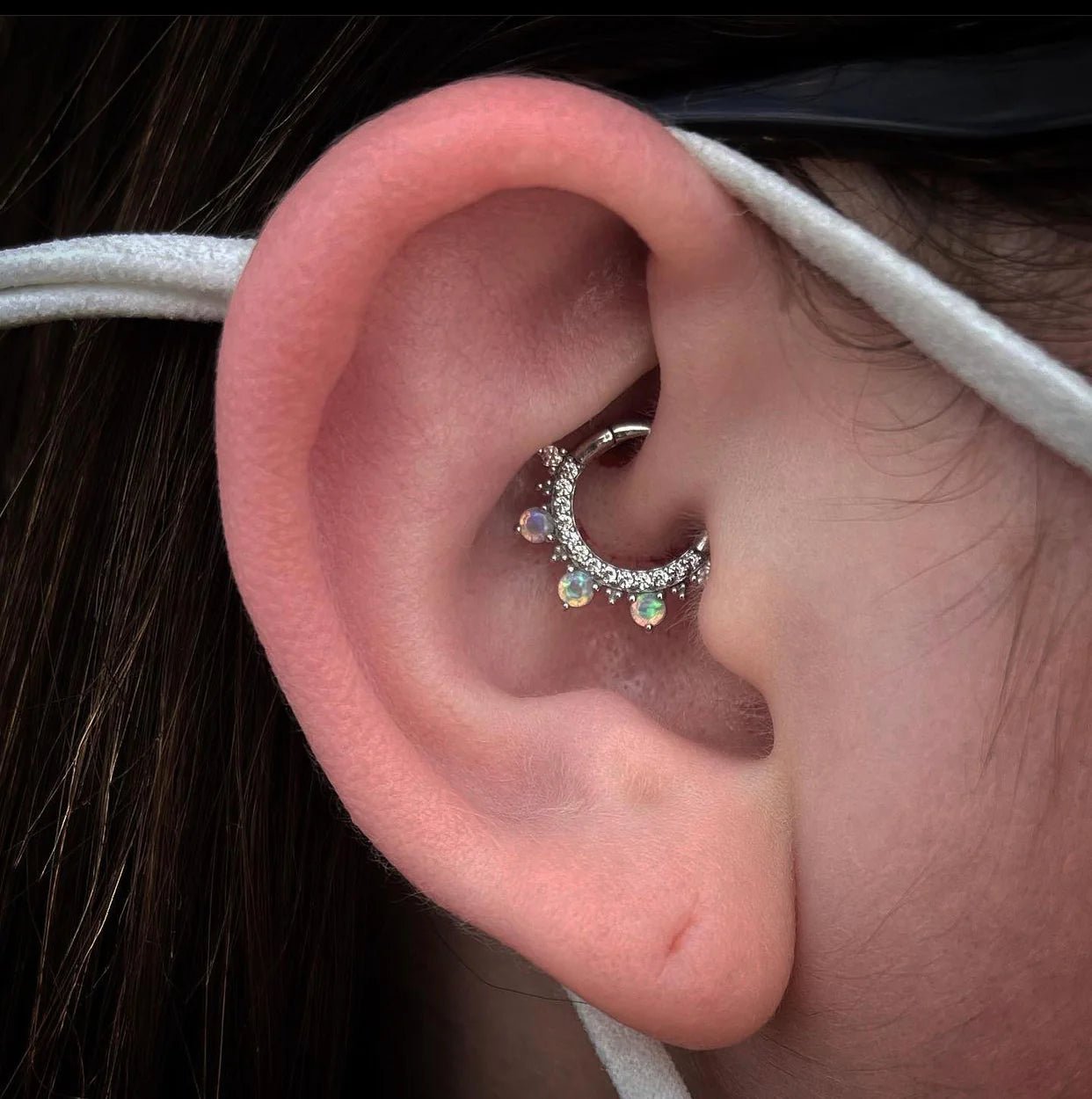 GIGI - CZ + OPAL - SOLID 14KT GOLD CLICKER piercing-zone.com