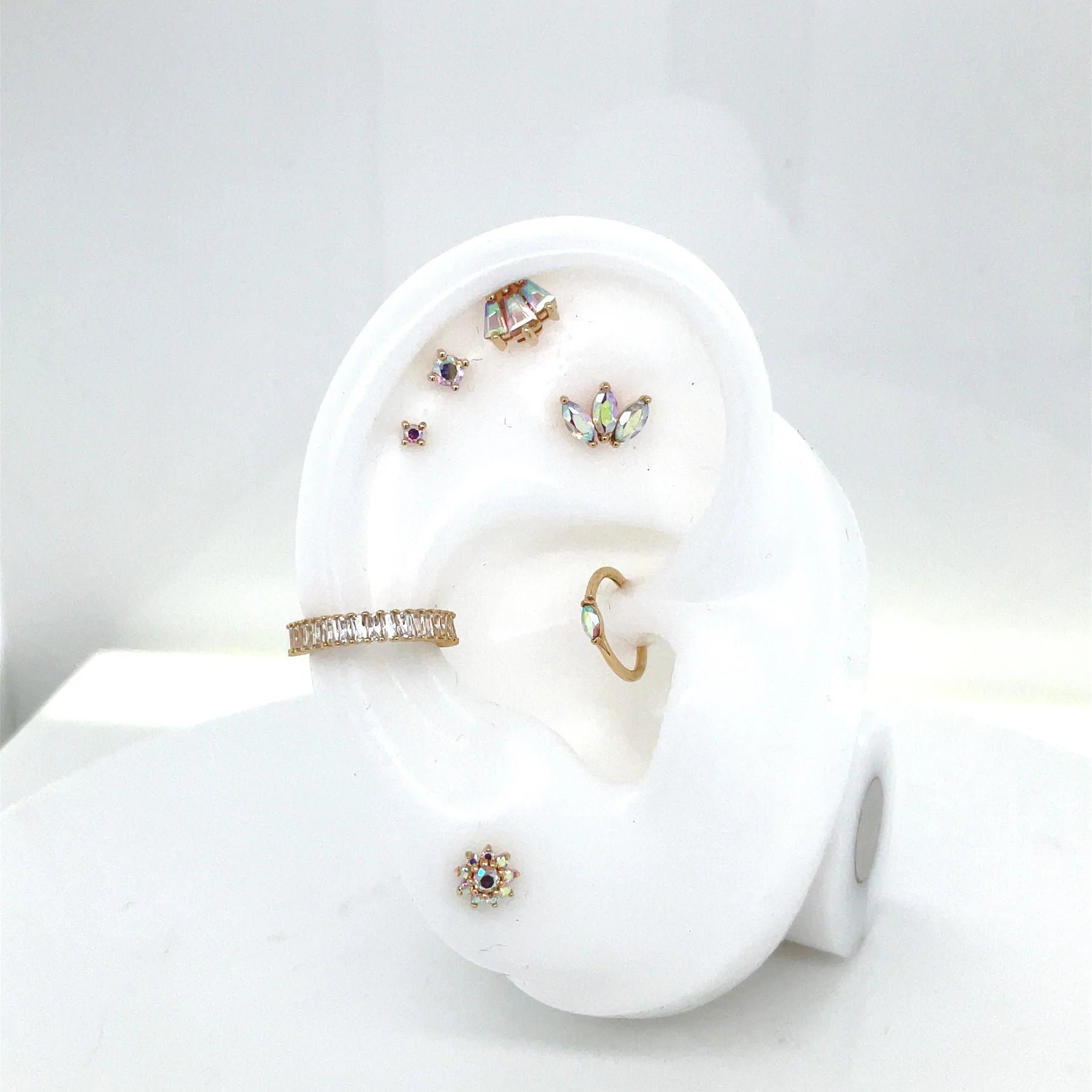 ZURI MERCURY MIST SEAMLESS RING piercing-zone.com