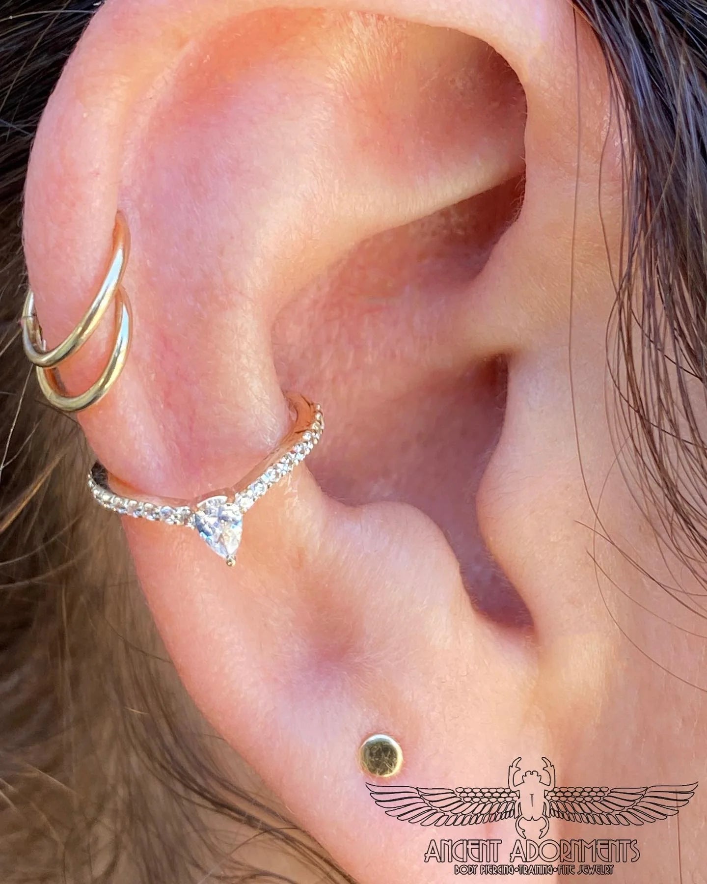 NYX - CZ - SOLID 14KT GOLD CLICKER piercing-zone.com