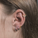 5 Gem Bezel Cluster Seamless Ring – 14K Gold Multi-Size Gem Arc