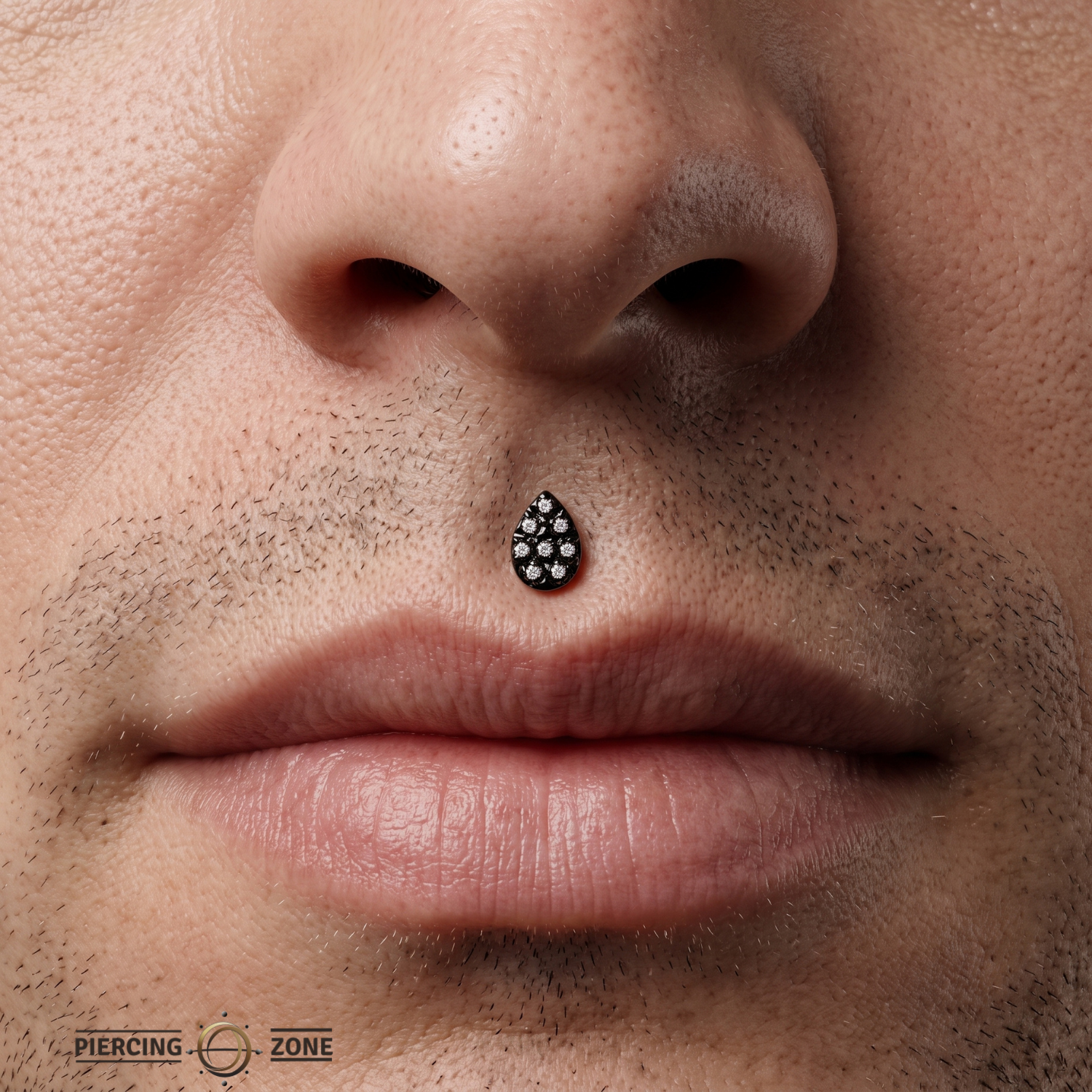 Pear Illusion 8- Stones – 14K Gold Threadless/Threaded End