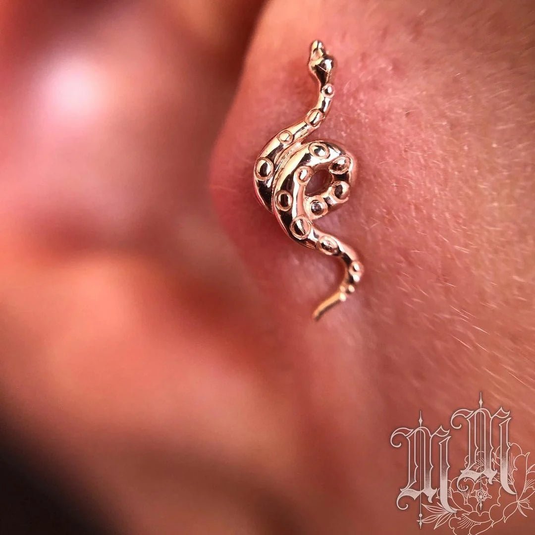 Textured Snake – 14K Gold Threadless End