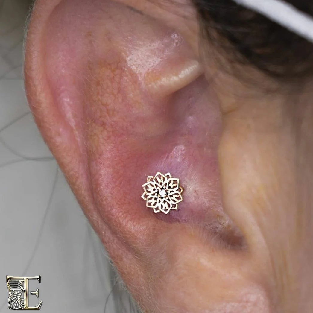 Chloe – 14K Gold & CZ Threadless End