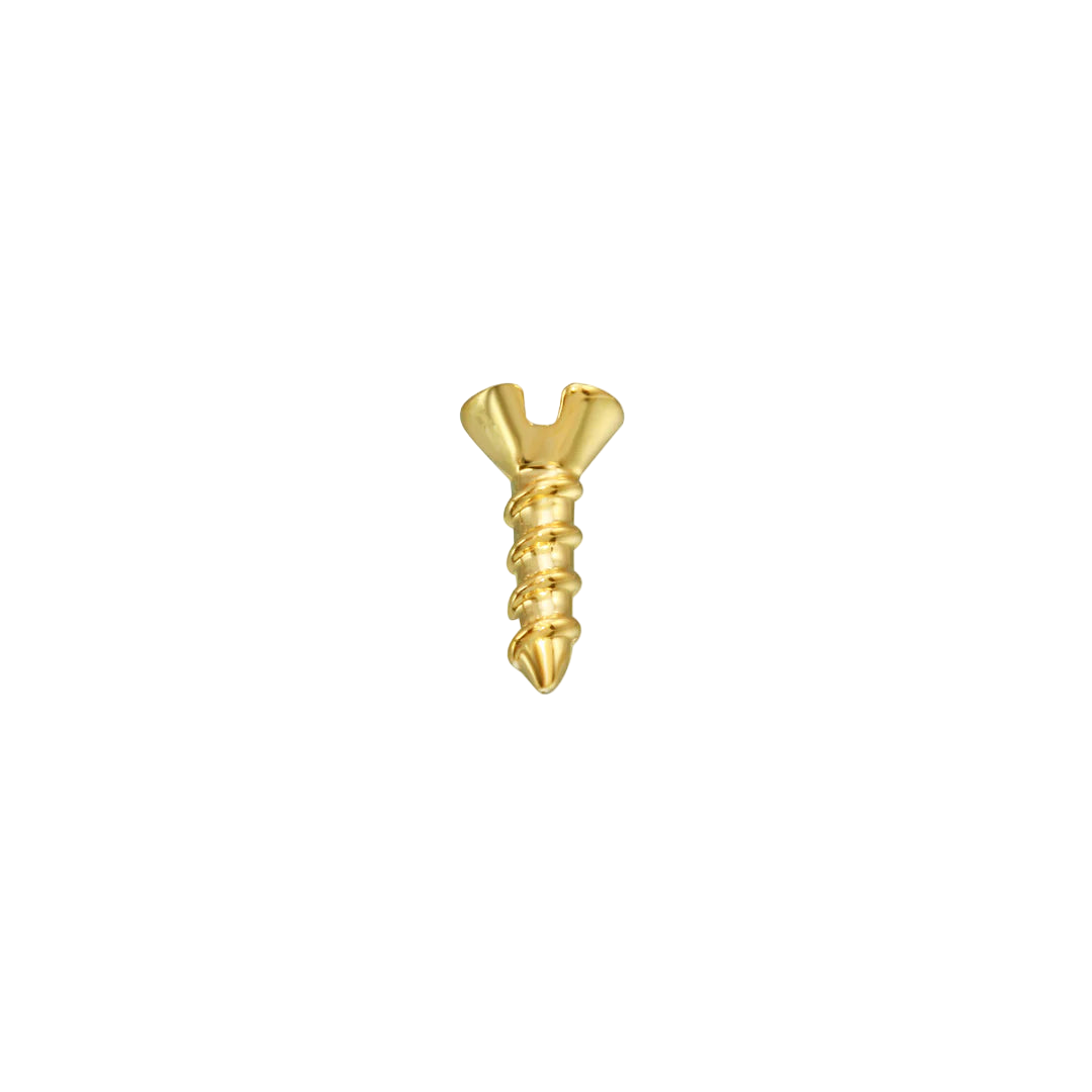 Screwed End in Yellow Gold – Studio Lighting View