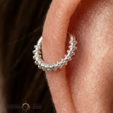 Spiral Seamless Ring – 14K Gold Twisted Cup & Divot Design