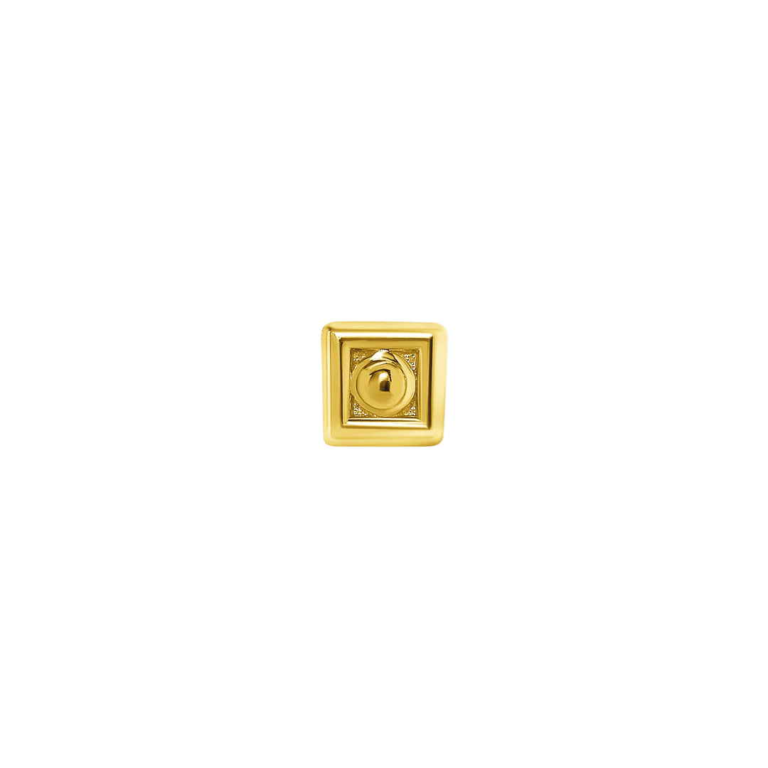 Square With Bead in Yellow Gold – Studio Lighting Shot
