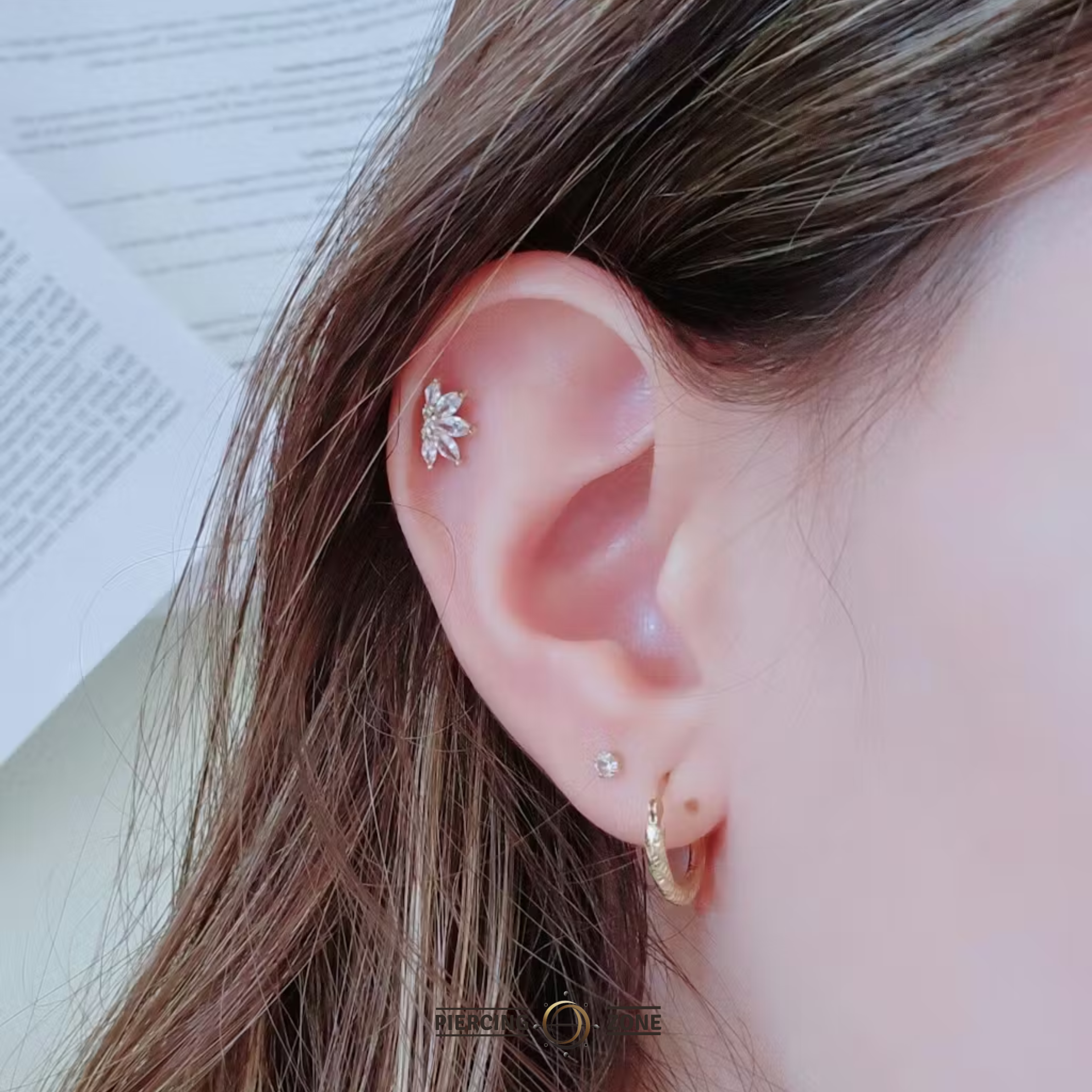 Valentina – Swarovski CZ Cluster – 14K Gold Threadless End