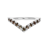 Vivian Seamless Ring – 14K Gold Cup & Divot Design