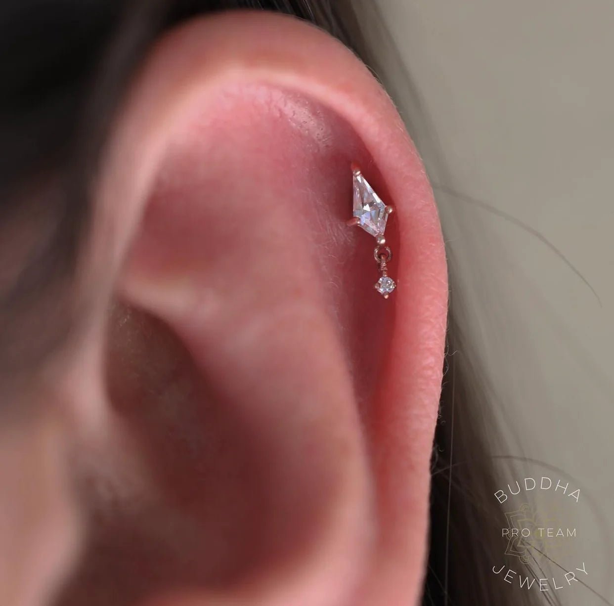 IT'S ALL HAPPENING - DANGLE CZ - THREADLESS END piercing-zone.com
