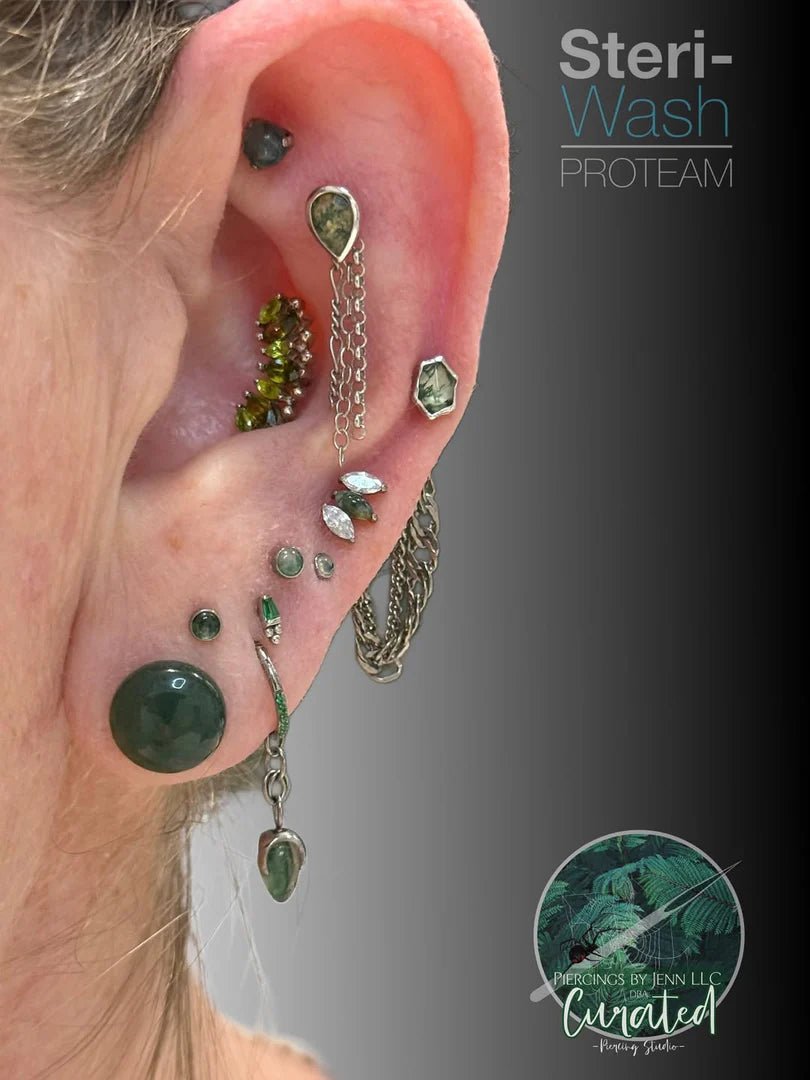 Aeverie – Moss Agate Pear – 14K Gold Threadless End - piercing - zone.com