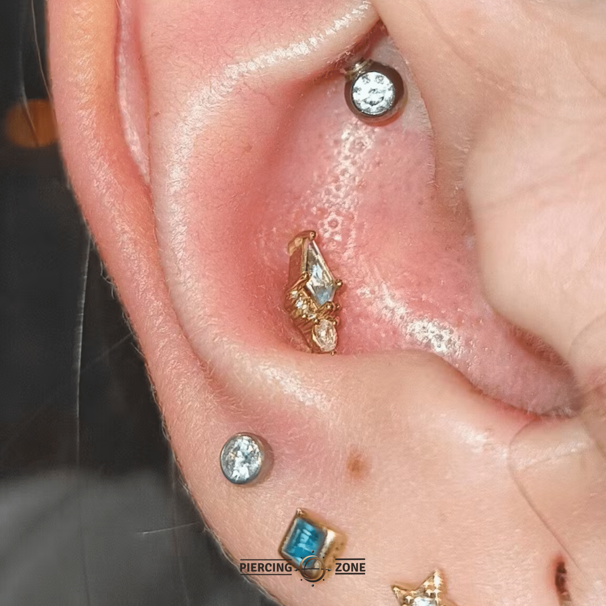 Afterglow – Swiss Blue Topaz & CZ Kite – 14K Gold Threadless End - piercing - zone.com