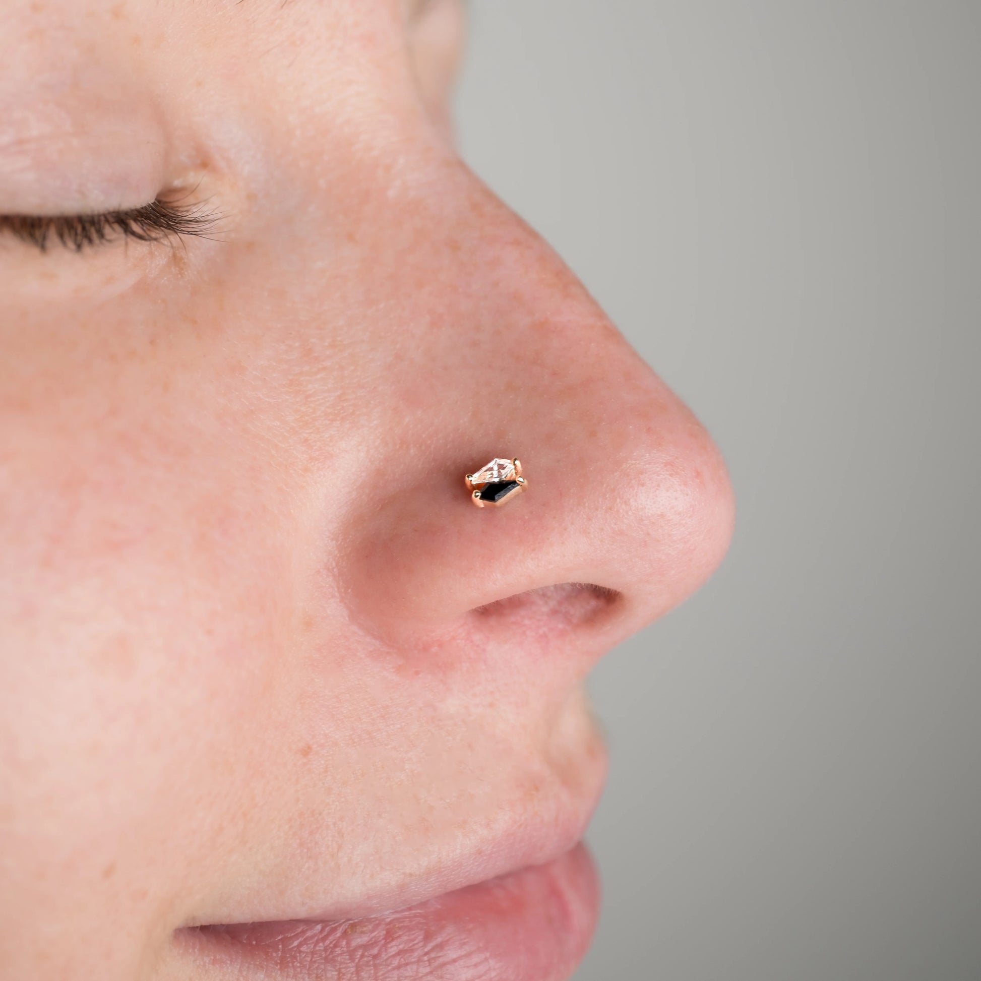 Align Black Spinel & CZ Threadless End – 14K Gold Triangle