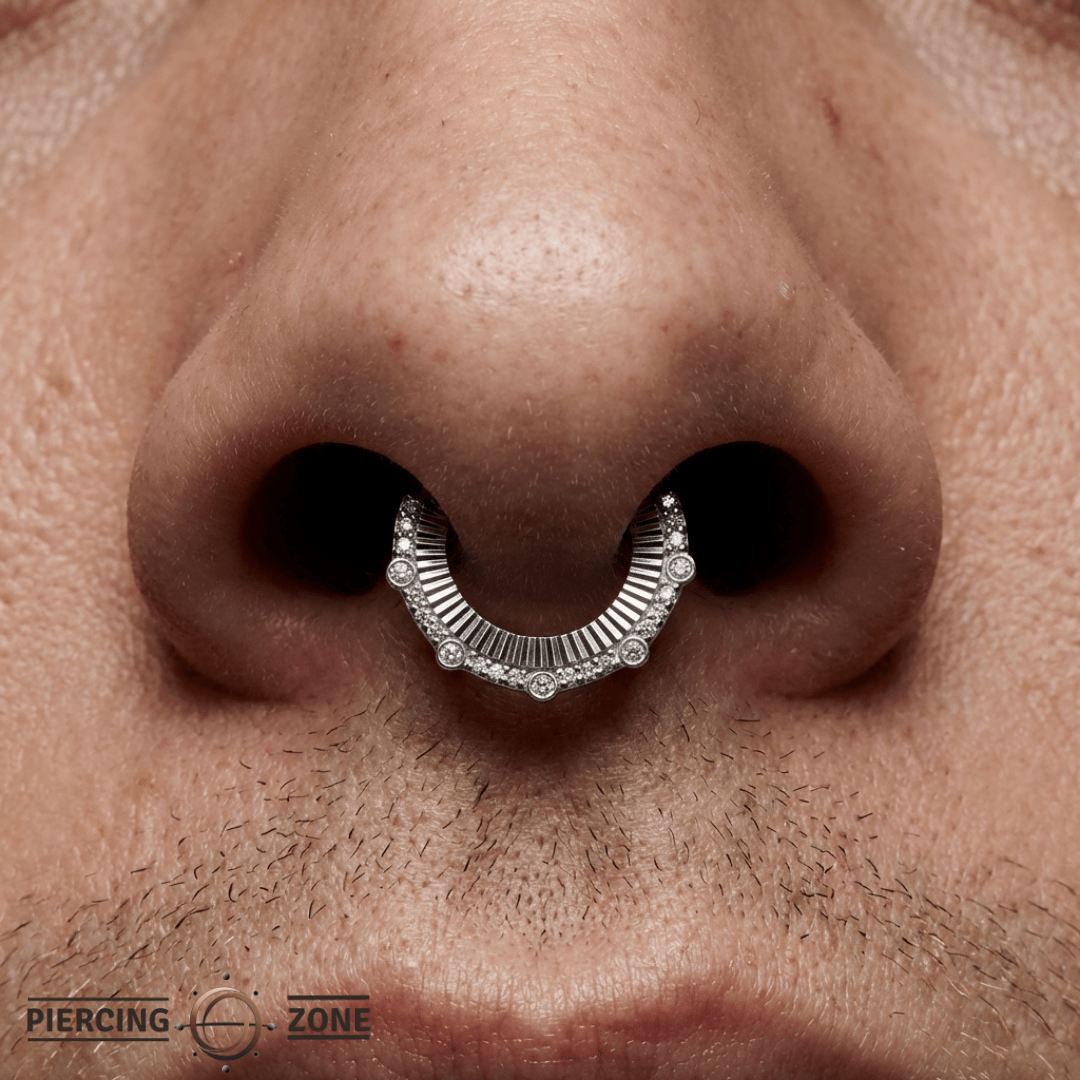 Awaken – 14K Gold Diamond Clicker - piercing - zone.com