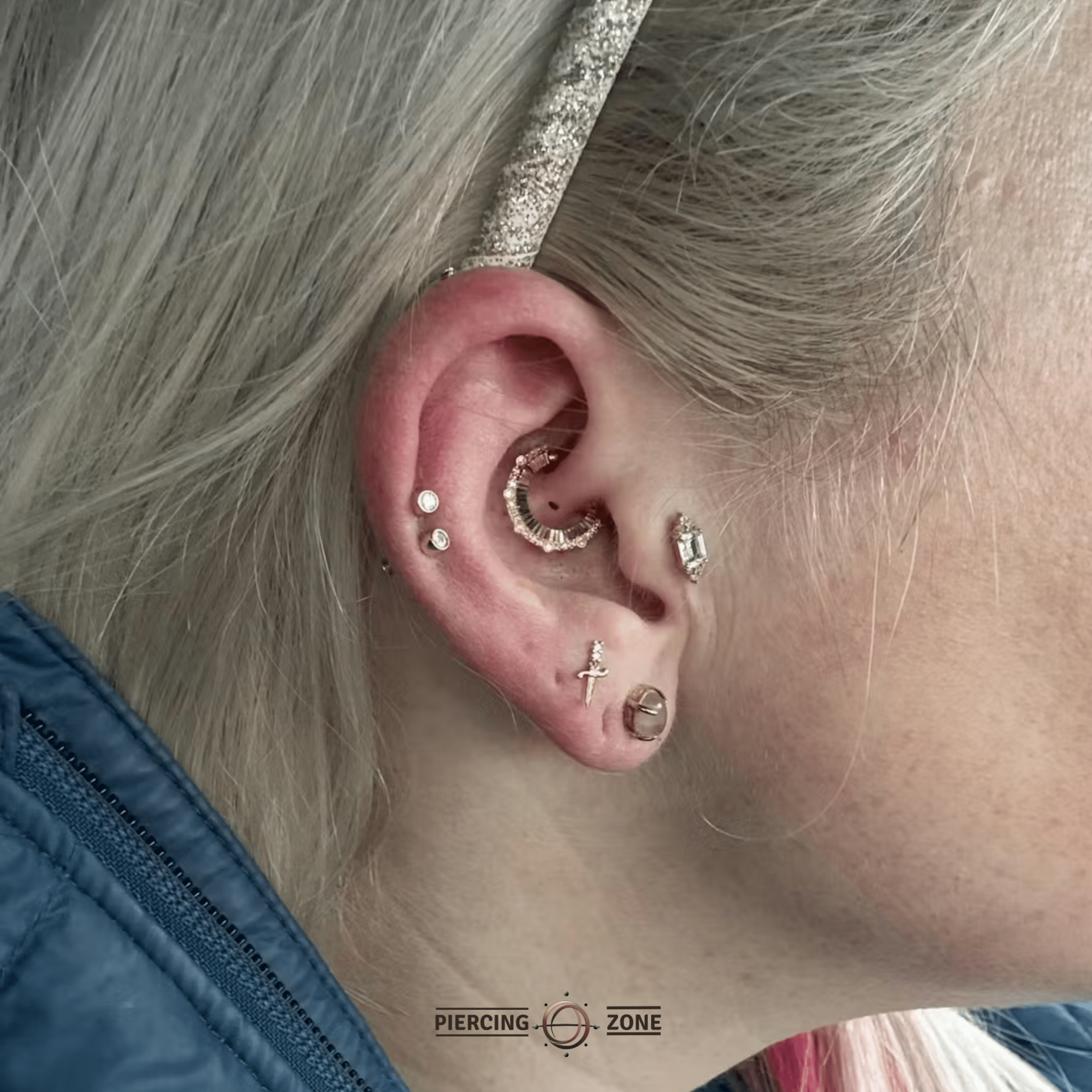 Awaken – 14K Gold Diamond Clicker - piercing - zone.com