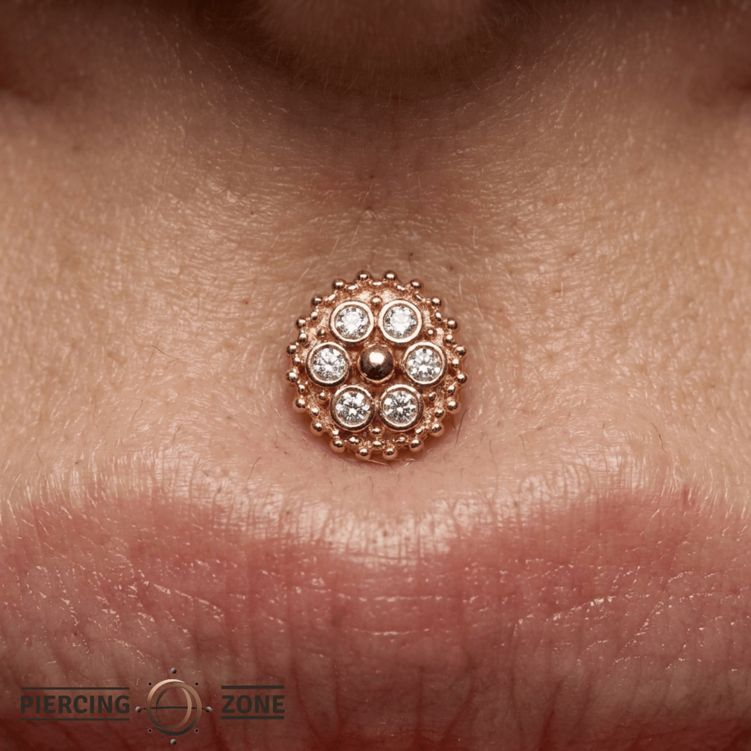 Bolly - 14K Gold Cluster Threadless/Threaded End - piercing - zone.com